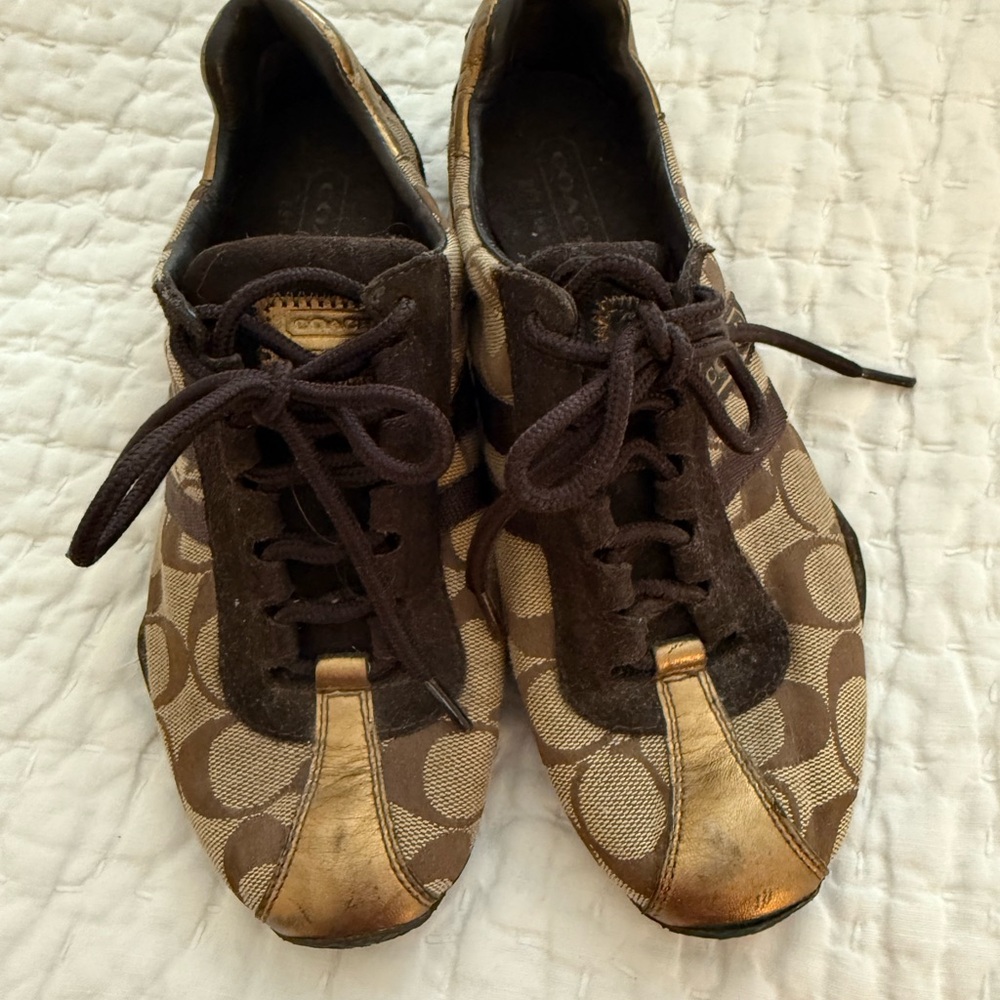 Coach size 5.5 Sneakers